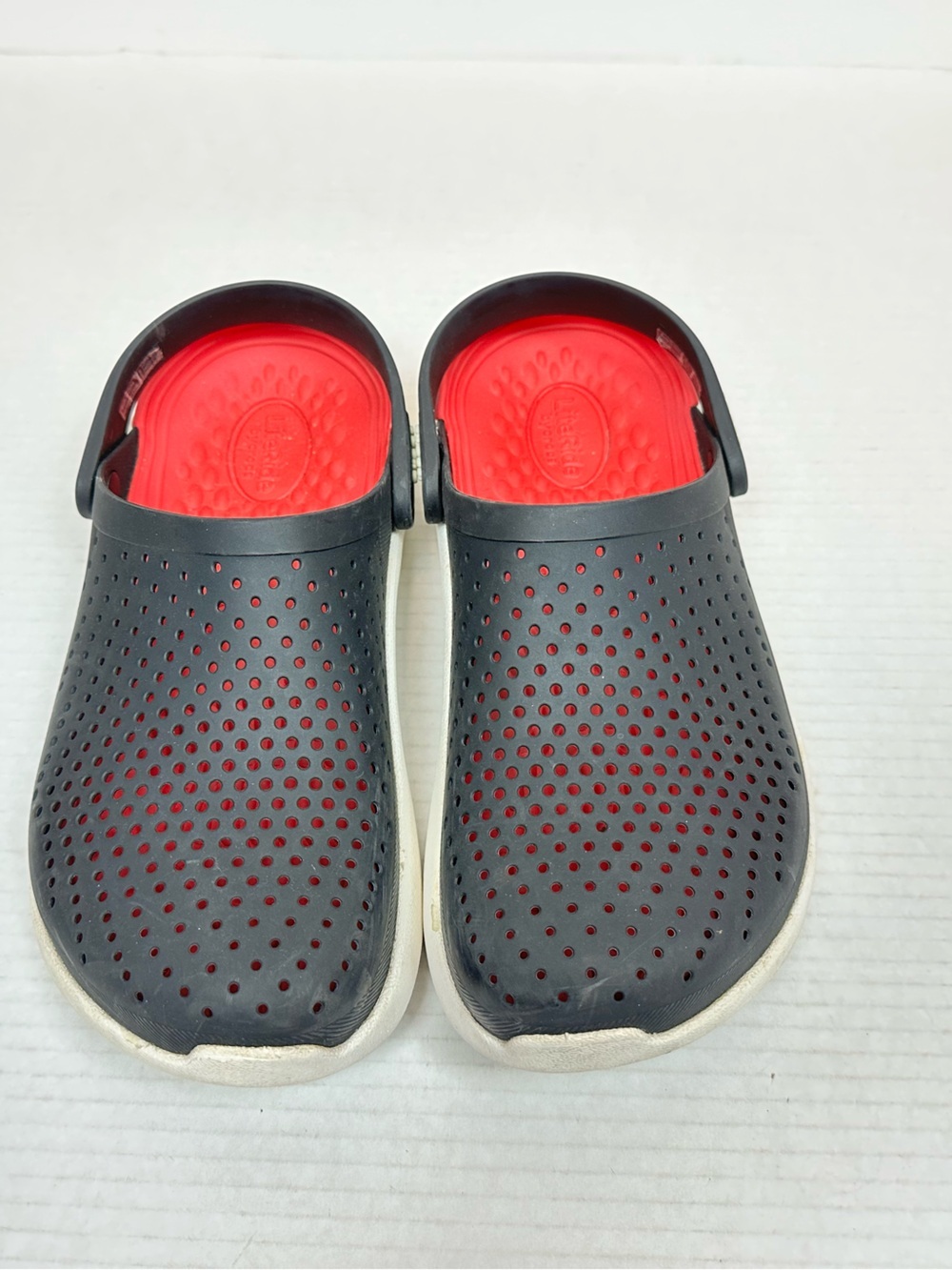 Crocs InMotion LiteRide Clogs in Black/Red/White Women's Size 9.0 - (209964-410)